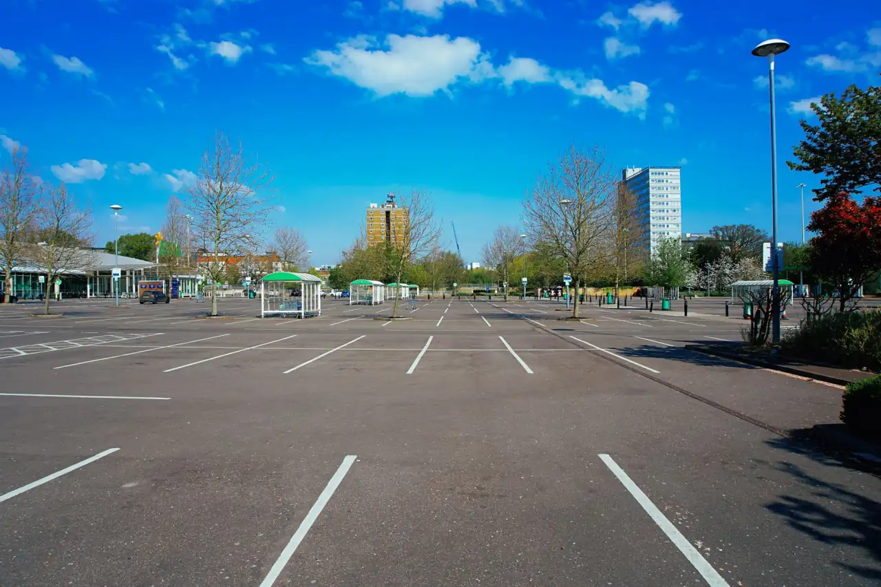 安溪建材市场五金配件选型要点与质量鉴别方法